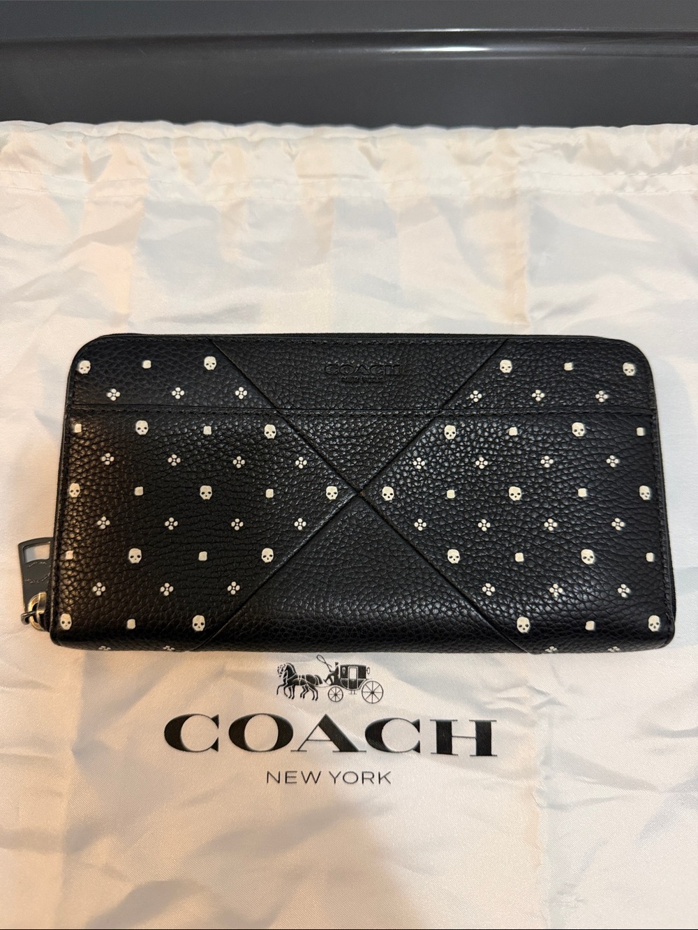 Coach Black Pebbled Leather Zip Wallet with White Skull Print